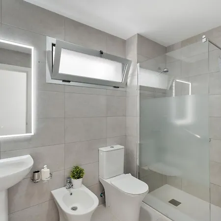 Iris Tropical דירה *